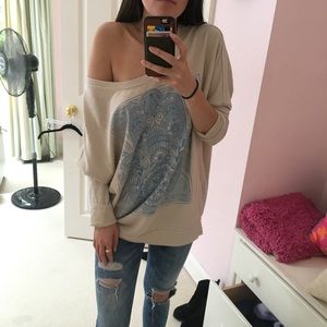Chaser slouchy print sweatshirt